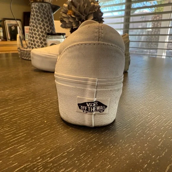 Vans Classic White Slip-On Shoes - Picture 5 of 9